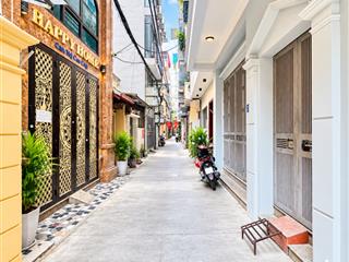 Bán nhà trường chinh 35m2 phân lô ô tô đỗ cửa 6 tầng thang máy giá 12,3 tỷ