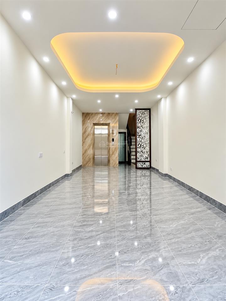 Bán nhà tôn thất tùng 38m2 xây 6 tầng thang máy, giá 12 tỷ, full nội thất