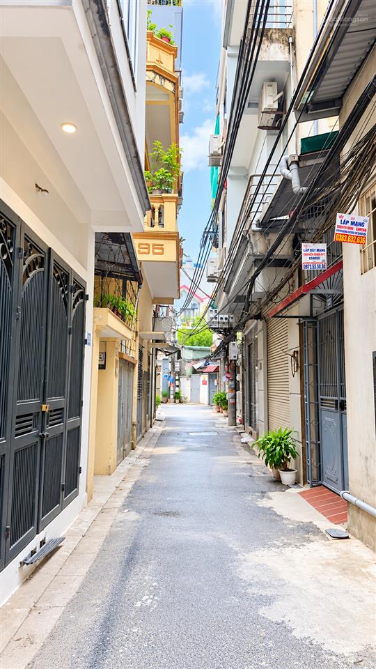 Bán nhà tôn thất tùng 38m2 xây 6 tầng thang máy, giá 12 tỷ, full nội thất