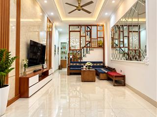 Bán nhà phân lô quân đội 45m2 ngõ rộng oto qua nhà giá 11,3 tỷ