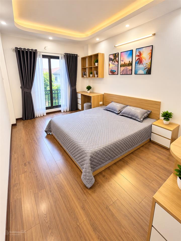 Bán nhà khương trung 30m2 xây 5 tầng full nội thất giá 6,3 tỷ