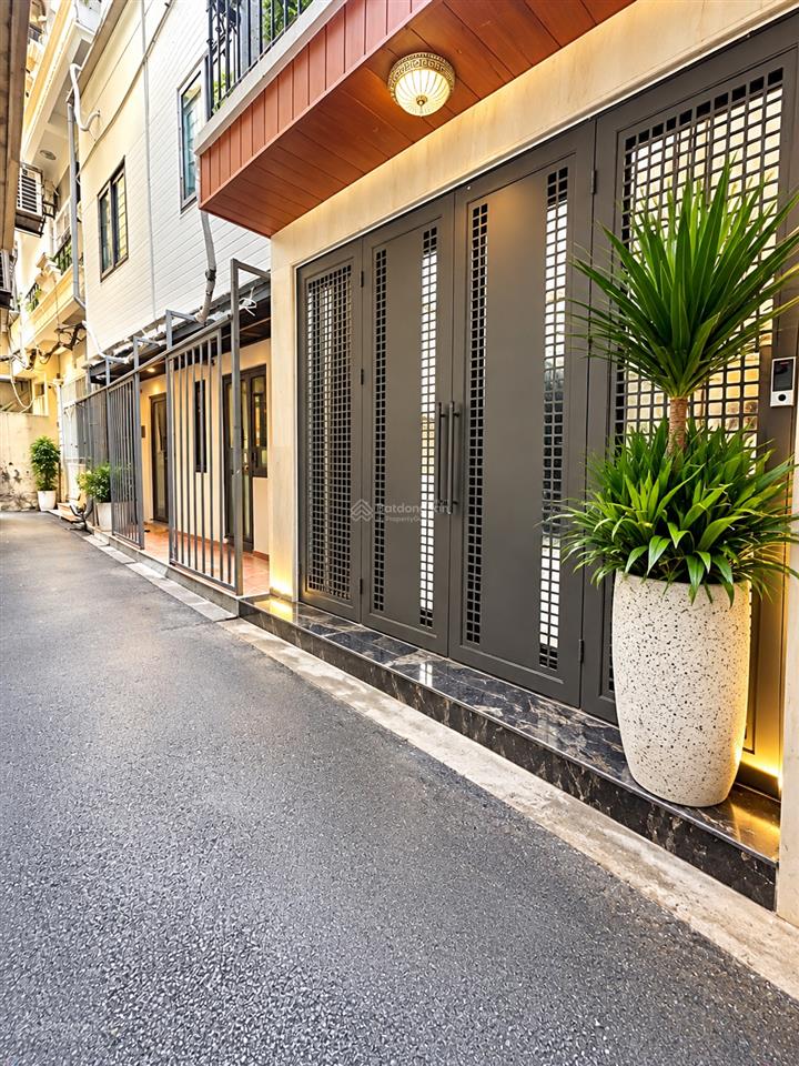 Bán nhà tây sơn 41m2 xây 6 tầng thang máy full nội thất cao cấp