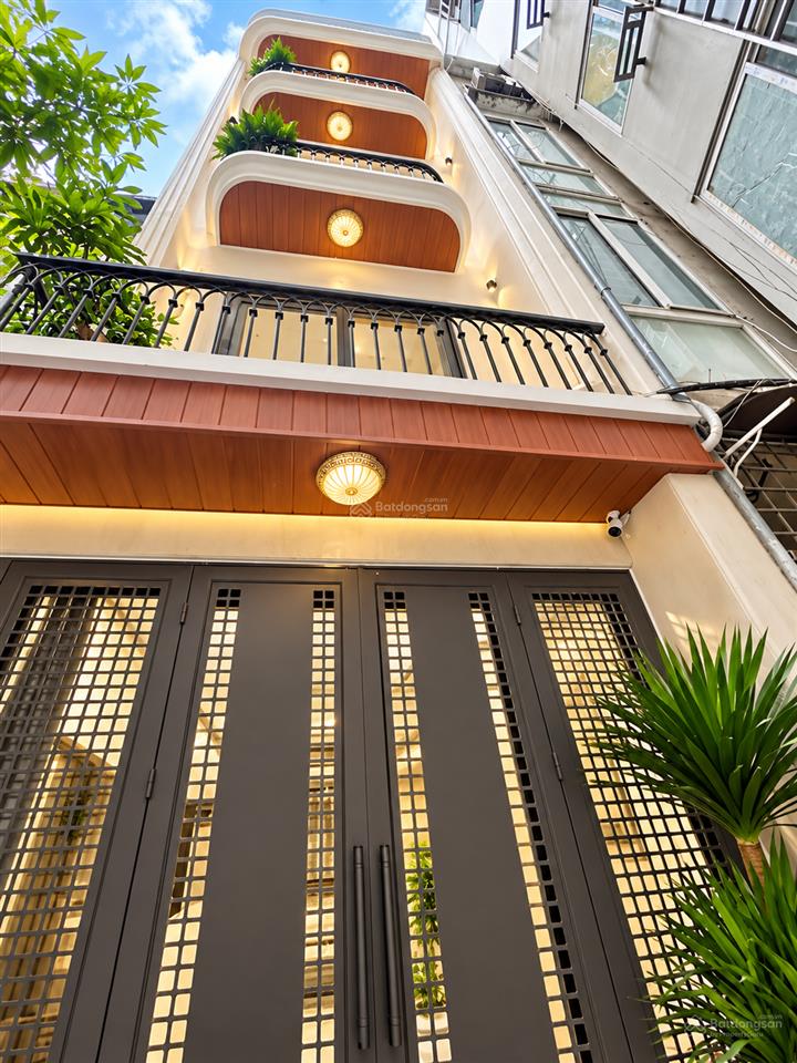 Bán nhà tây sơn 41m2 xây 6 tầng thang máy full nội thất cao cấp