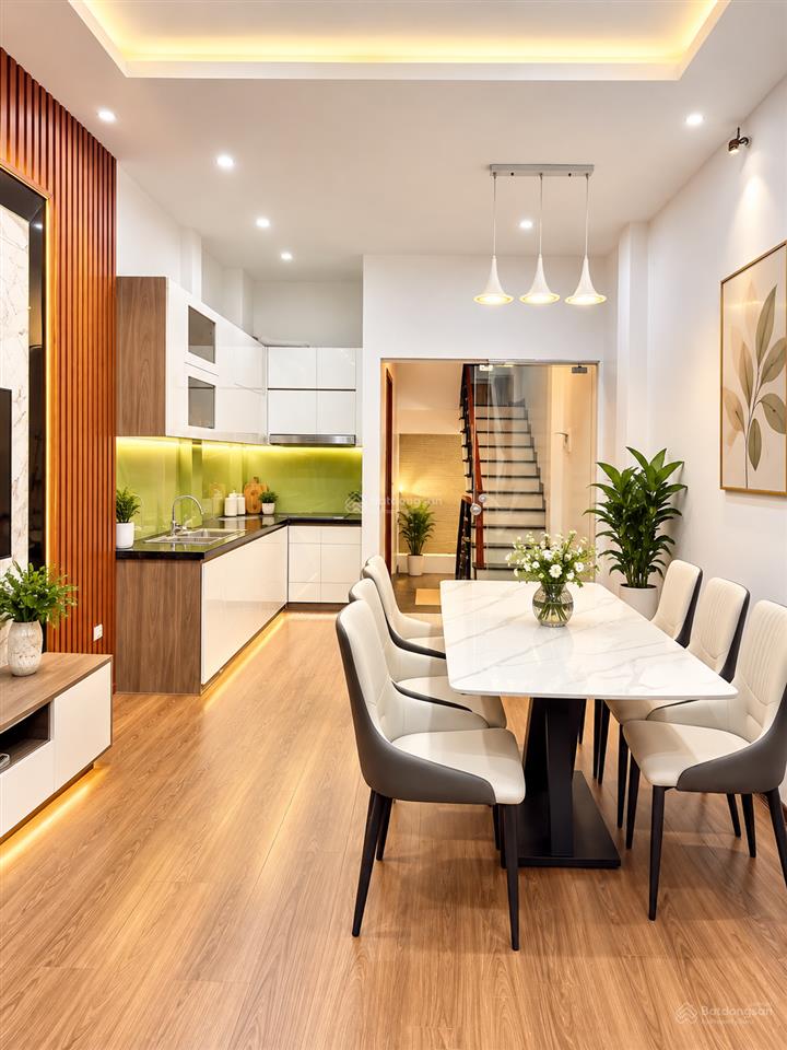 Bán nhà kim giang 35m2 xây 5 tầng gần oto giá 8 tỷ
