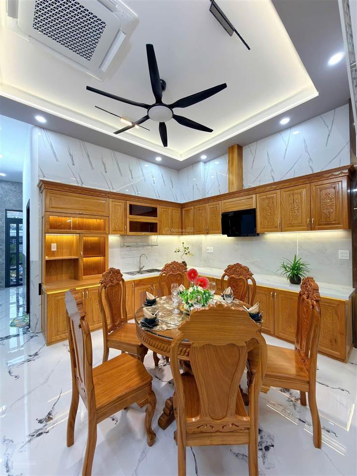 Nhà gần đhyd cần thơ 1 trệt 2 lầu full nội thất kdc thới nhựt 2