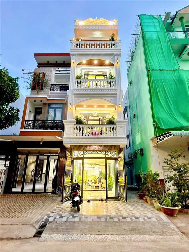 Bán nhà kế đại học y dược cần thơ 1 trệt 3 lầu full nội thất kdc thới nhựt 2