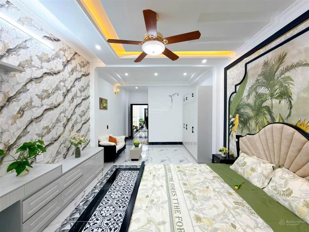 Bán nhà kế đại học y dược cần thơ 1 trệt 3 lầu full nội thất kdc thới nhựt 2