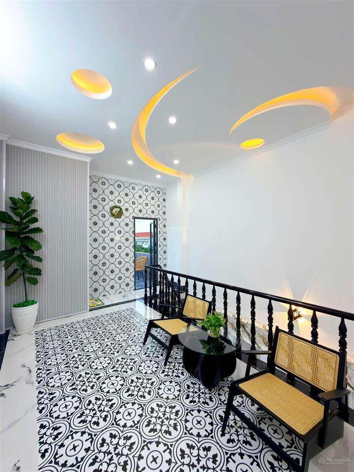 Bán nhà kế đại học y dược cần thơ 1 trệt 3 lầu full nội thất kdc thới nhựt 2