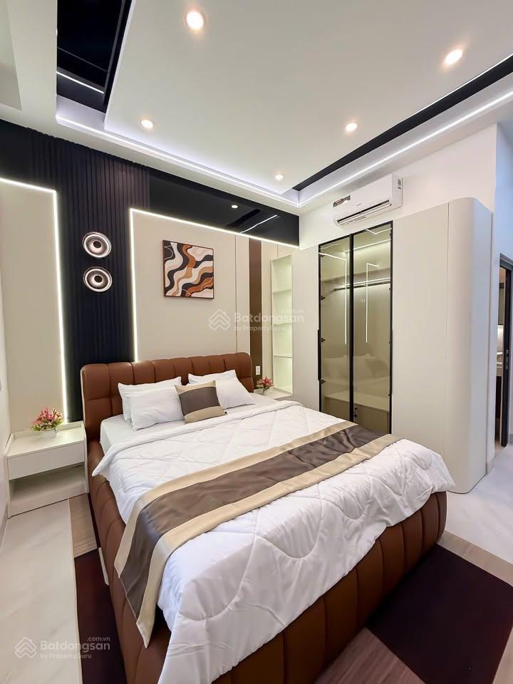 Bán nhà gần trường đại học y dược cần thơ 1 trệt 2 lầu