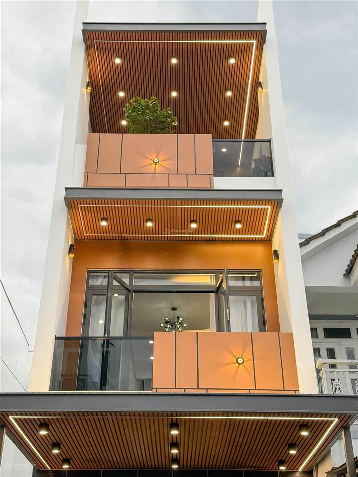 Bán nhà gần trường đại học y dược cần thơ 1 trệt 2 lầu