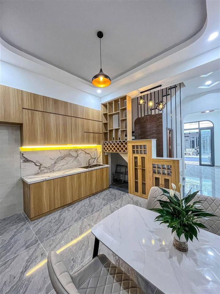 Bán nhà kdc thới nhựt 1 cần thơ cách chợ và công viên an khánh khoảng 50m hướng đông nam