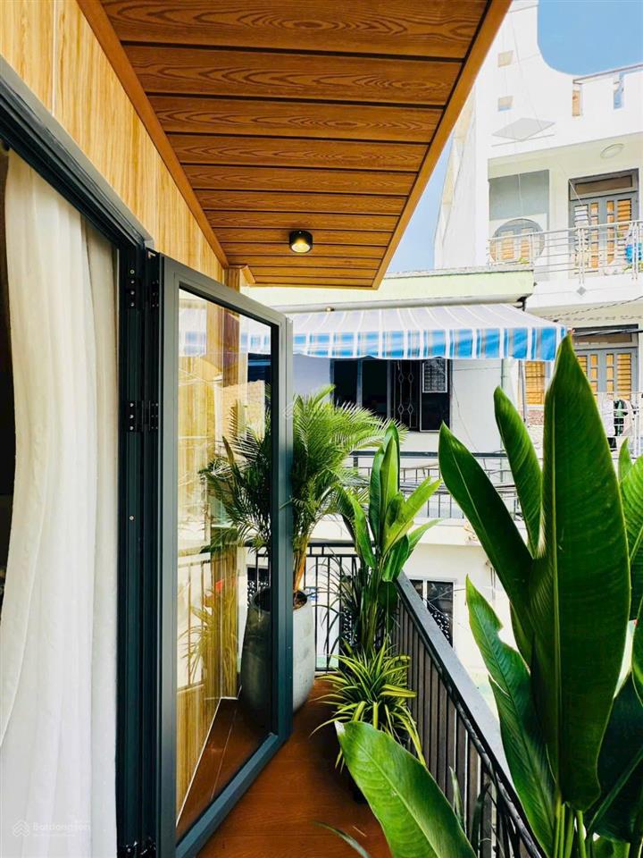 Chính chủ. nhà 1 trệt 1 lầu 2 mặt tiền hẻm thông thoáng. lê hoàng phái p17 gv