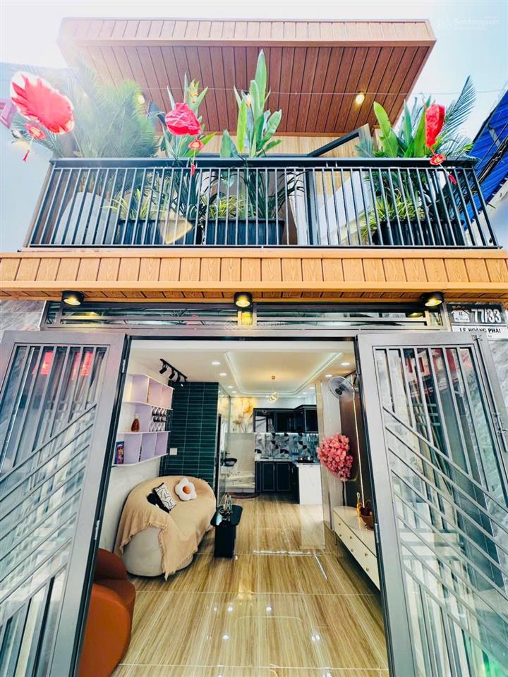 Chính chủ. nhà 1 trệt 1 lầu 2 mặt tiền hẻm thông thoáng. lê hoàng phái p17 gv