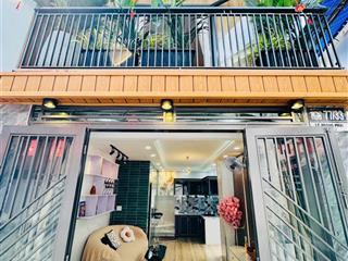 Chính chủ. nhà 1 trệt 1 lầu 2 mặt tiền hẻm thông thoáng. lê hoàng phái p17 gv