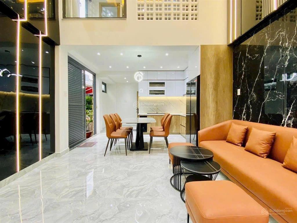 Chính chủ, nhà 1 trệt 1 lửng 3 lầu sân thượng, hẻm xe hơi, đường số 27, p6. ngay chợ an nhơn