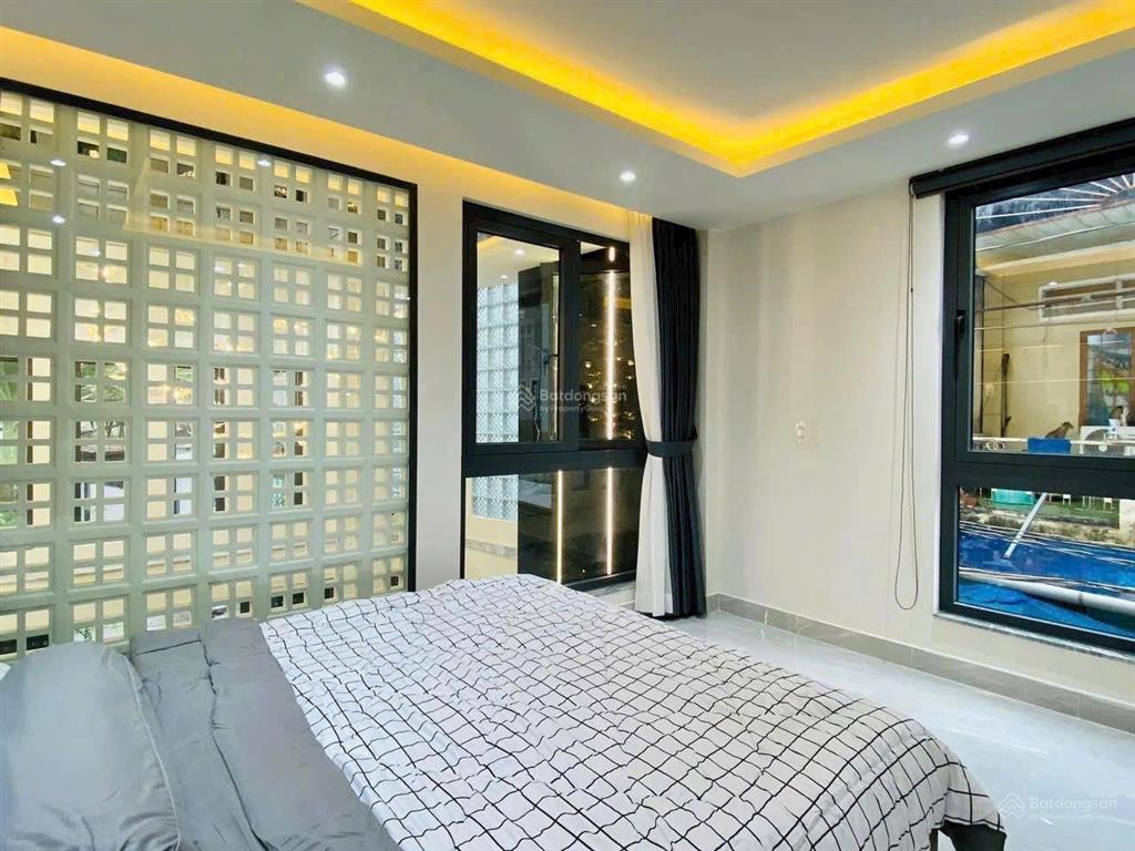 Chính chủ, nhà 1 trệt 1 lửng 3 lầu sân thượng, hẻm xe hơi, đường số 27, p6. ngay chợ an nhơn