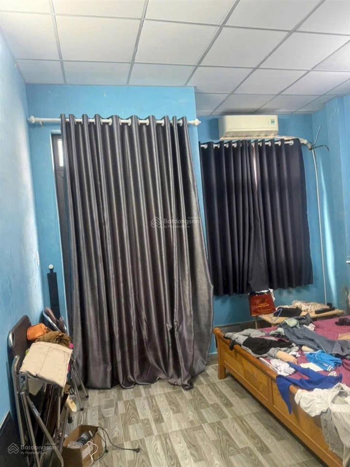 Bán nhà 1 trệt 1 lầu. sân thượng hẻm 133/ qt p10 gv. đối diện st vincom dt 4.2 x 12.5m. giá 5.2 tỷ