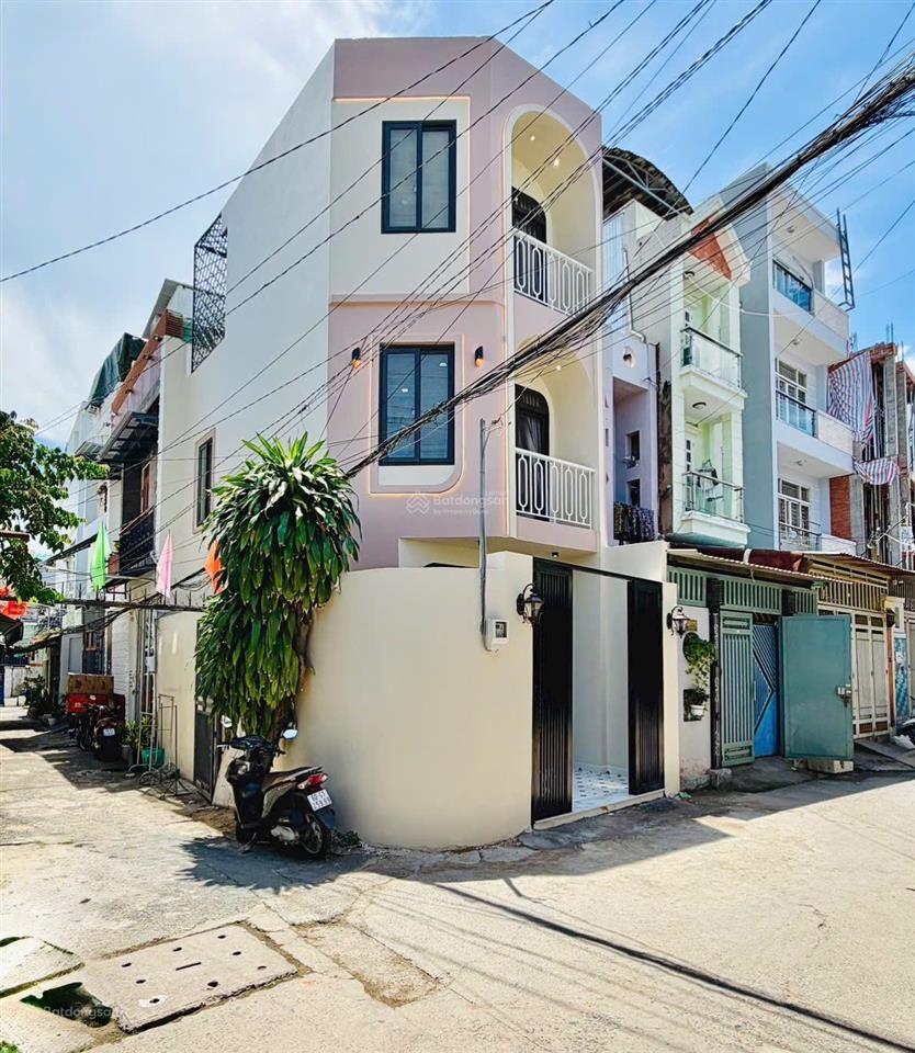 Chính chủ nhà 2 mặt tiền hẻm 226/ nguyễn văn lượng p17 gv. dt 4.5 x 9m. đúc 3 lầu. giá 5.67 tỷ