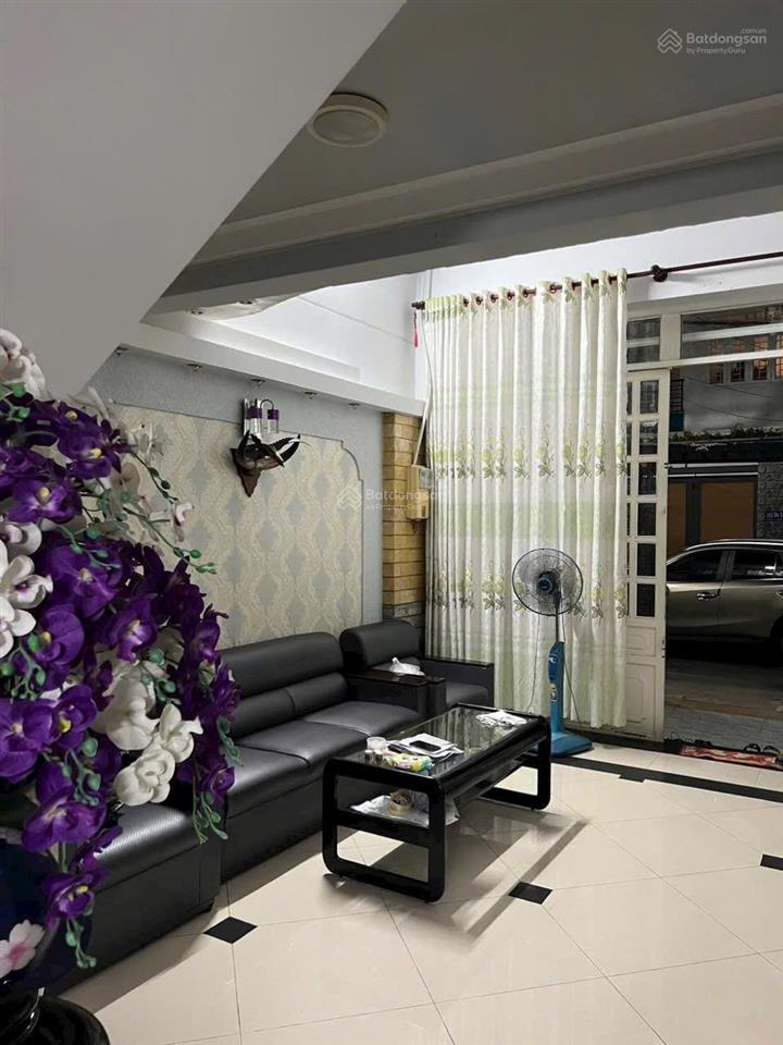 Chính chủ. nhà 3 lầu hẻm xe hơi lê đức thọ p17 gv. dt 4 x 15. giá 8 tỷ tl.