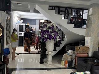 Chính chủ. nhà 3 lầu hẻm xe hơi lê đức thọ p17 gv. dt 4 x 15. giá 8 tỷ tl.