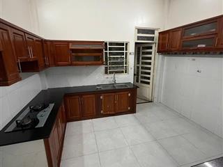 Chính chủ. nhà 1 trệt 3 lầu. hẻm 297 lê đức thọ p17 gv. gần chợ an nhơn. hẻm xe hơi