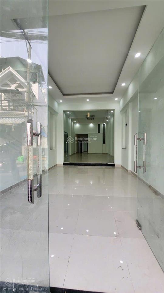 Cho thuê nhà nguyên căn. mặt tiền kinh doanh đường số 30 p6 gv. dt 5 x 24. 1 trệt 2 lầu