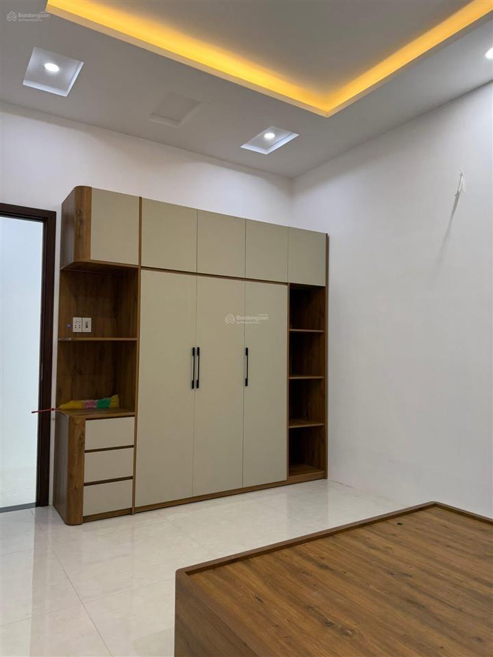 Nhà 2 tầng 2 mê đường 5,5m phước tường 2