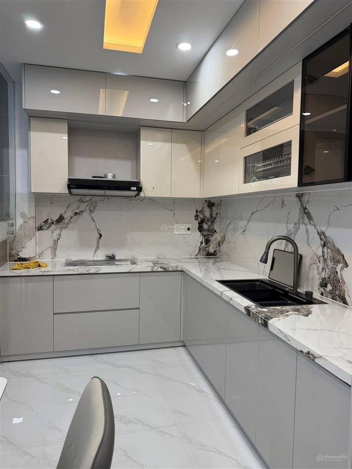 Nhà 2 tầng 2 mê đường 5,5m phước tường 2