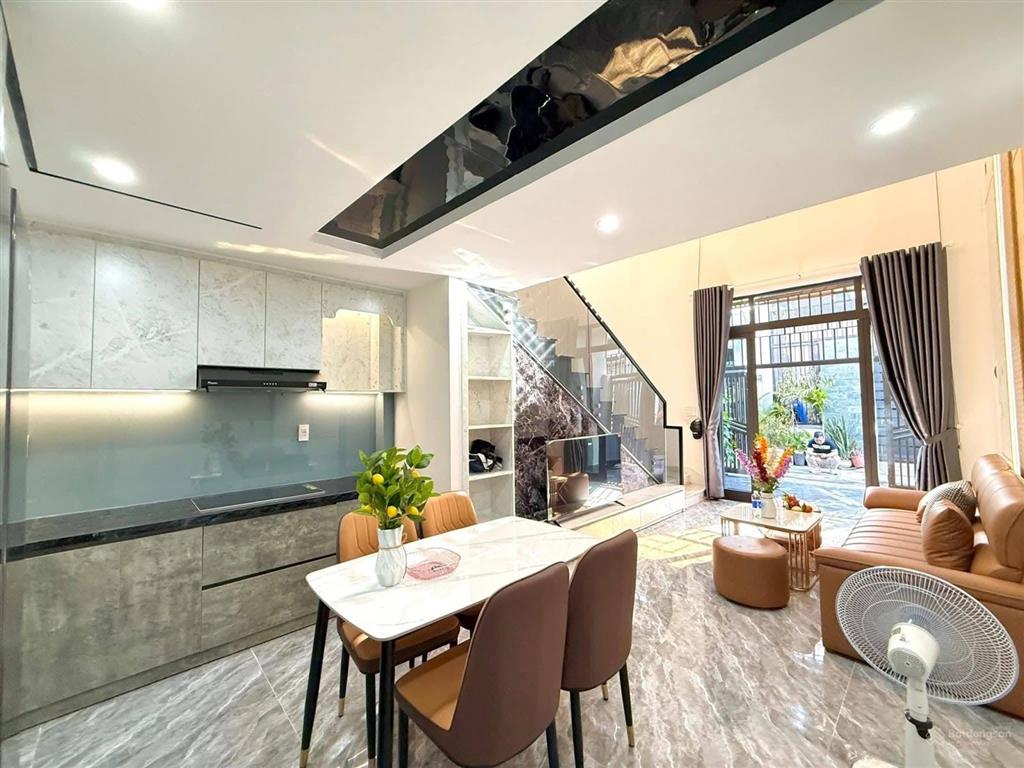 Bán nhà lửng thông tầng sang trọng  kiệt ô tô 3m5 tôn đản  giá 3 tỷ790