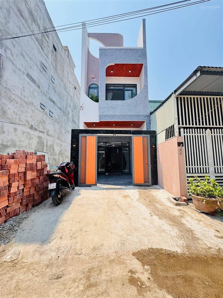 Nhà kiệt ô tô 6m nguyễn công hoan  ô tô 7 chỗ đậu trong sân  cách mt chỉ 20m