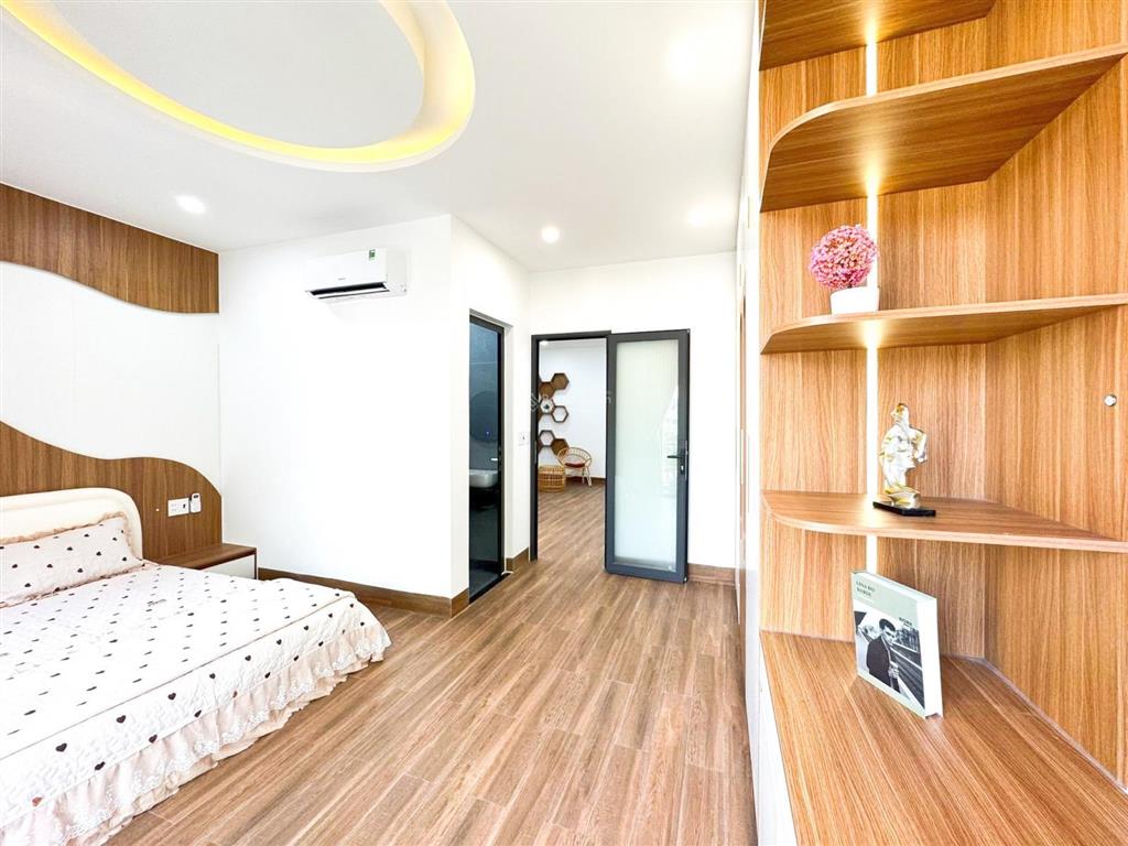 Siêu phẩm nhà 3 tầng kiệt ô tô 6m đậu trong sân  vị trí đẹp