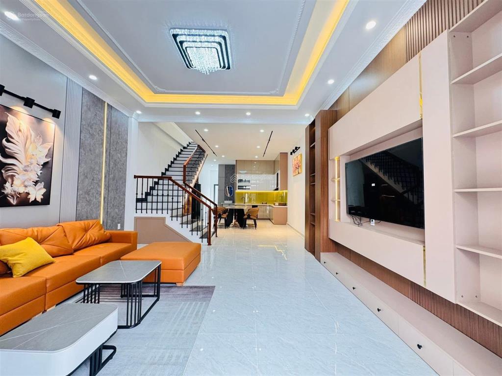 Bán nhanh nhà 3 tầng kiệt 500 tôn đản  dt 110m2  4pn  full nội thất