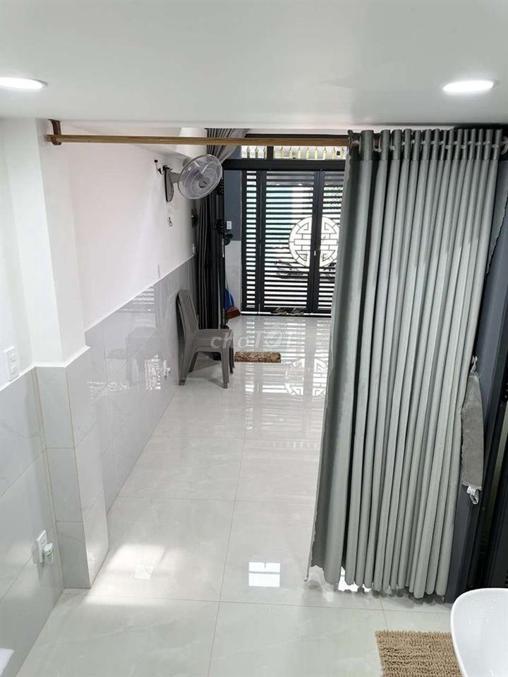Cho Thuê Gấp Nhà Mới Xây HXH 161B/1A Lạc Long Quân, Q11 Giá 14 tr/th