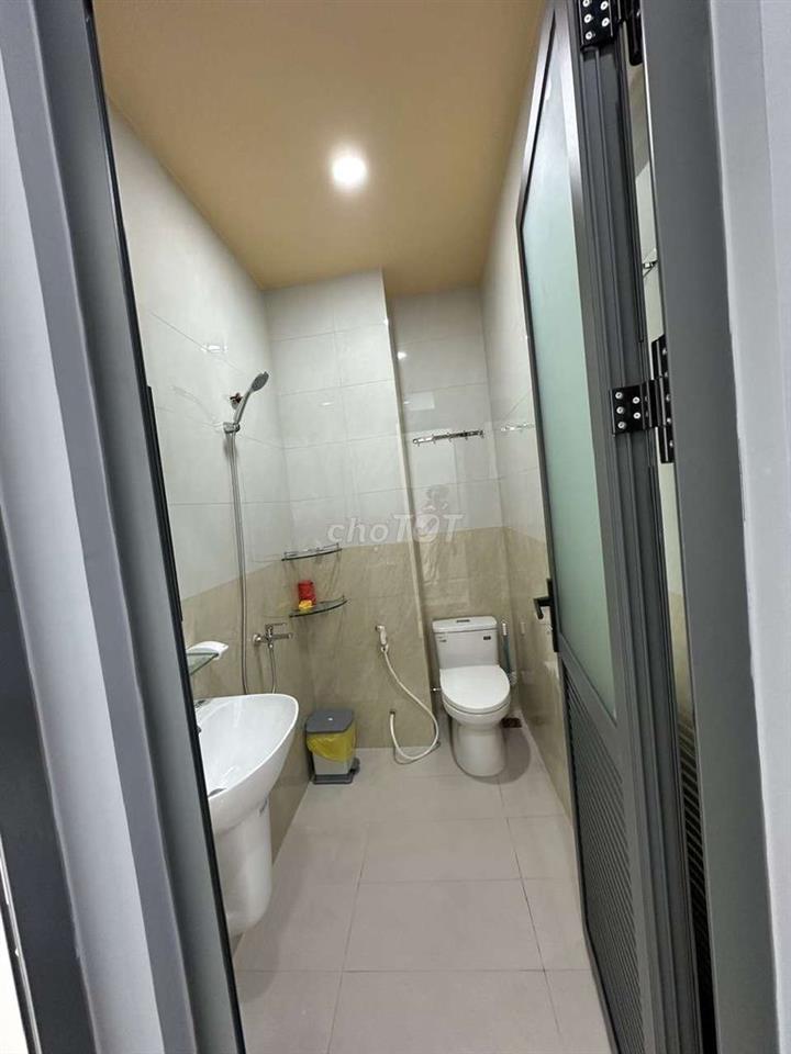 Cho Thuê Gấp Nhà Mới Xây HXH 161B/1A Lạc Long Quân, Q11 Giá 14 tr/th