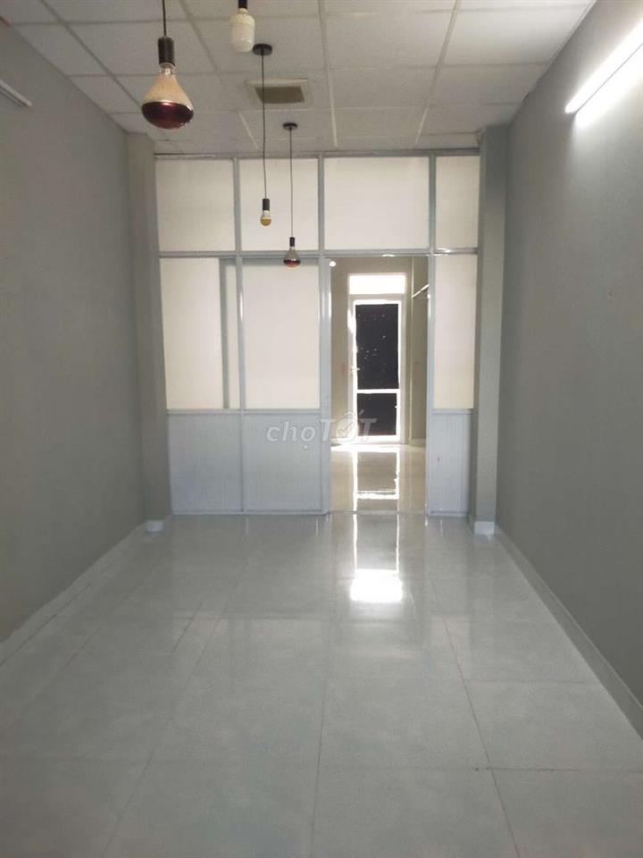 Cho Thuê Gấp HXH 595/2A Cmt8, Q10 Ngay Chợ Hoà Hưng, Nhà Mới Đẹp