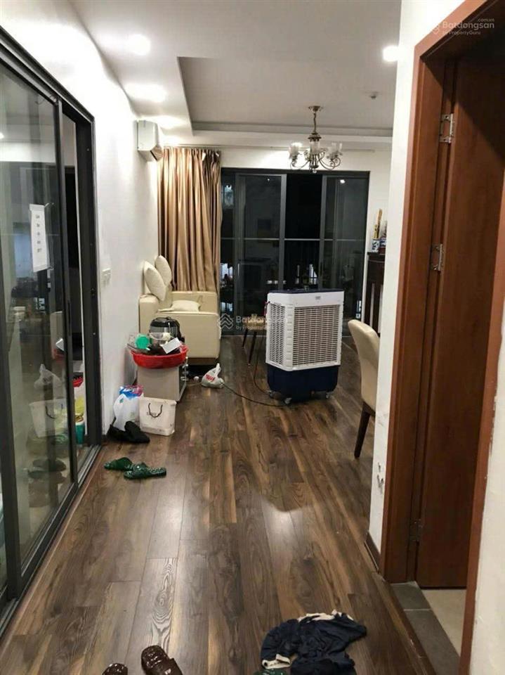 Bán căn 3 phòng ngủ báo nhân dân 98m2 full nội thất giá 6,x tỷ