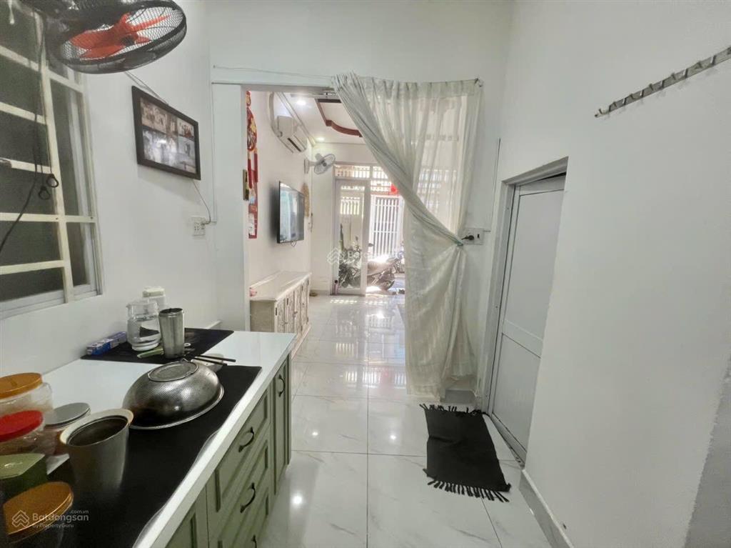 5,1 tỷ có nhà lầu đường ô tô ngay trung tâm sầm uất quận 2 đường lê văn thịnh giao chợ 39