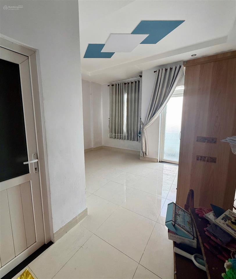 8,99 tỷ nhà lớn 3 tầng ngang 5x18m hẻm ô tô rộng 5m sát mặt tiền tại bình trưng tây quận 2