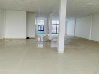 Toà nhà 4 tầng mặt tiền đại lộ bình dương (ql13) 12x22m, 1000m2 có thang máy