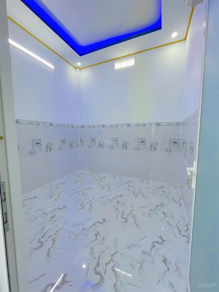 Nhanh thì còn , nhà mới 100% góc 2mt ,ngang 8m sân 2 oto tương bình hiệp chỉ 2t450  việt