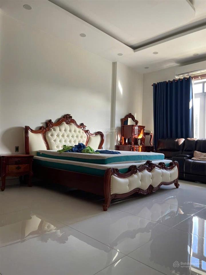Hàng hiếm , nhà mái thái mặt tiền dx42 phú mỹ , 6x30m thổ cư 120m2 3 tầng 4pn