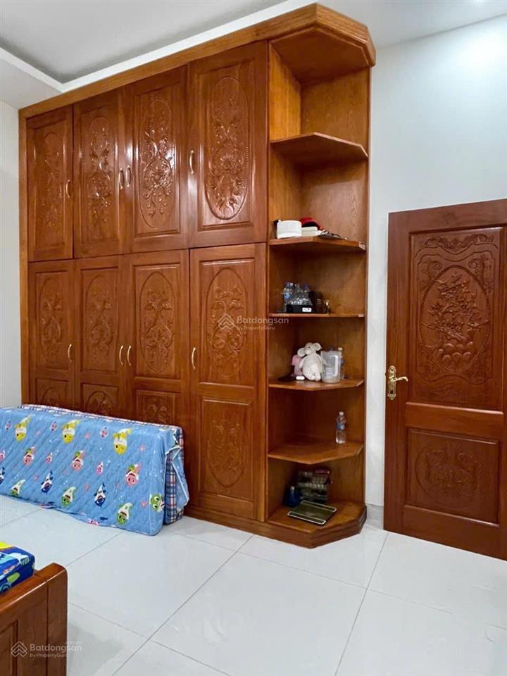 Hàng hiếm , nhà mái thái mặt tiền dx42 phú mỹ , 6x30m thổ cư 120m2 3 tầng 4pn
