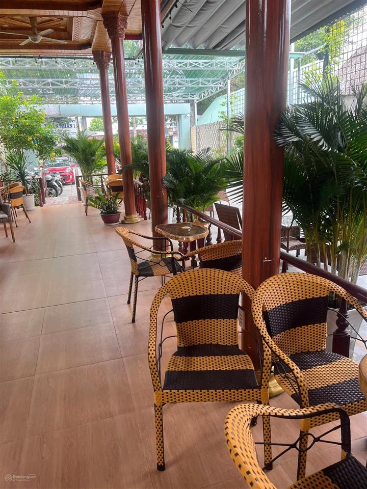 Vip vip bán nhà gỗ 3 tầng mặt tiền lê hồng phong gần chợ bình điềm. gần 500m2 tc 160m2