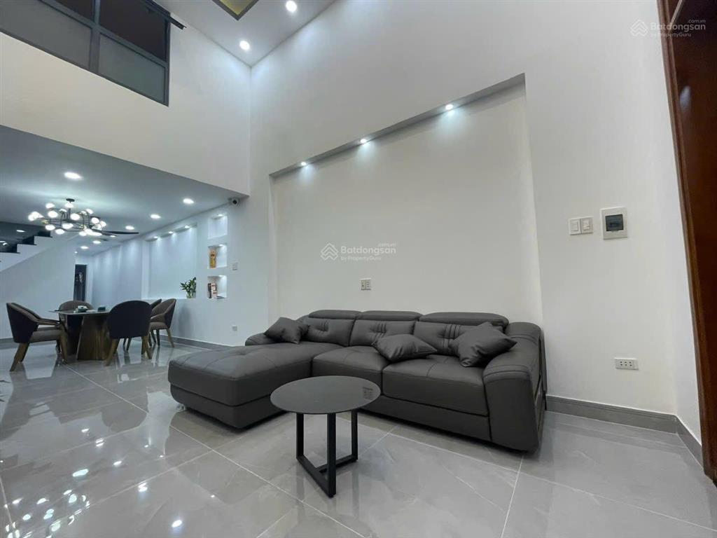 Gấp gấp , nhà phú hoà hẽm 30/4 , 5x25m.full nội thất , đã hoàn công, 1 trệt 1 lầu chỉ 6 tỉ