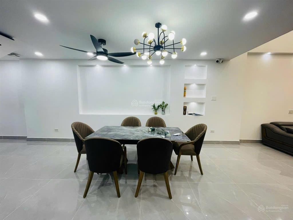 Gấp gấp , nhà phú hoà hẽm 30/4 , 5x25m.full nội thất , đã hoàn công, 1 trệt 1 lầu chỉ 6 tỉ
