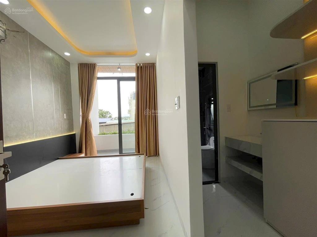 Nhà phú mỹ, gần chợ, gần thành phố mới 3 tầng sẵn nội thất, cách hvl chỉ 30m