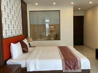 Khách sạn phú thọ, gần vòng xoay gò đậu. 1 trệt 5 lầu, đầy đủ giấy tờ, đang cho thuê 100tr/th