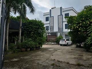 Nhà nghỉ 3 tầng, phú hoà, diện tích đất 1800m², sau có nhà, tổng 33 phòng sẵn gpkd, pccc, điện nl