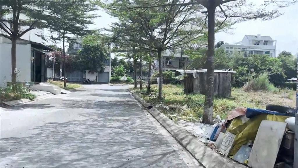 Cần bán gấp lô đất nam gia sổ đỏ cá nhân 106 m2 (5x21m) đường 10m ngay lê bôi, p. 7, quận 8