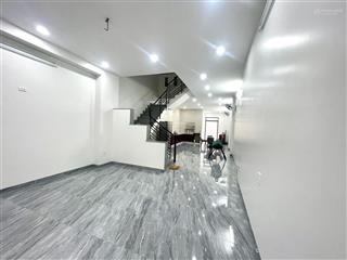Nhà mới xây 5x24 kiên cố hoàn công đầy đủ, thiết kế mới hiện đại vô ở ngay không cần sửa